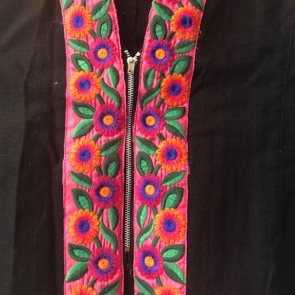 NWOT linen plunge vest - Picture 5 of 6